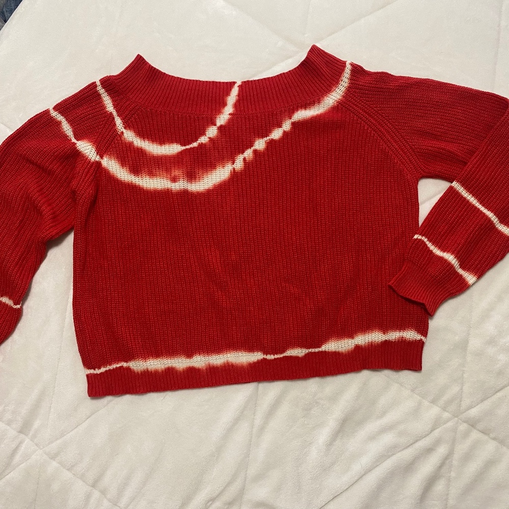 Cropped sweater from Buckle